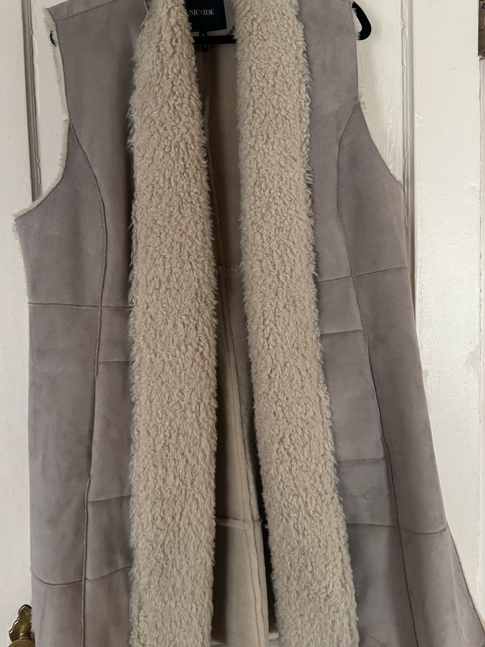 NIC+ZOE Taupe Sleeveless Shearling-Trim Vest